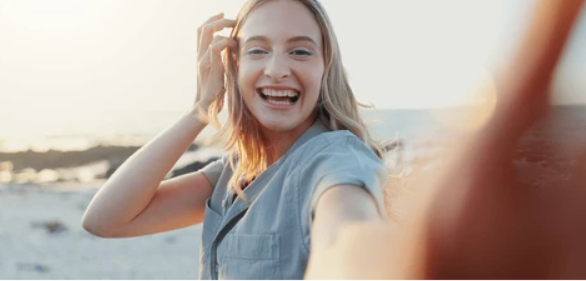 <em>María González G.</em>